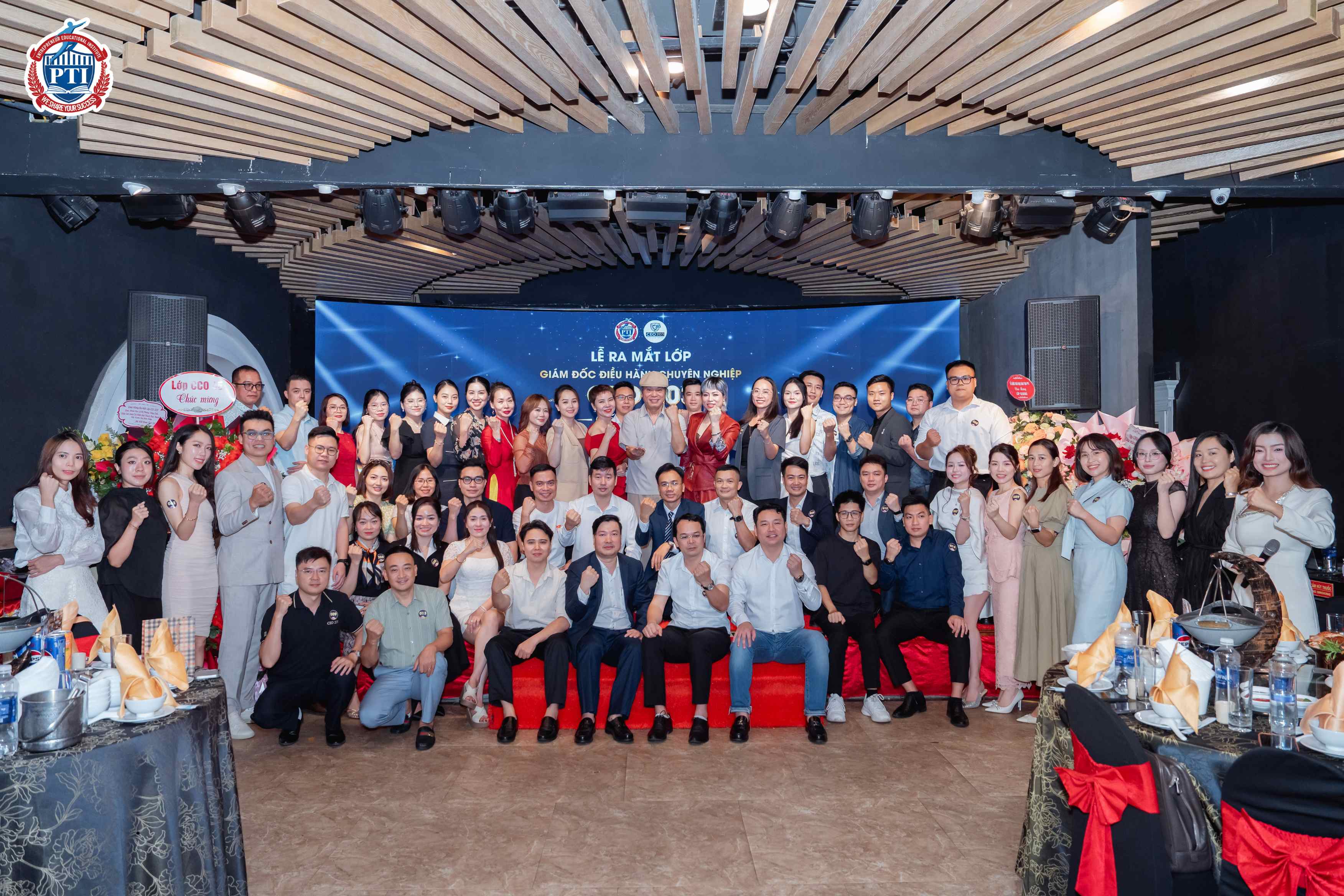 Lễ trao giải học viên PTI