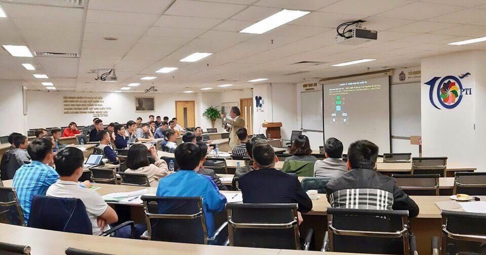 Hình ảnh đào tạo tại PTI