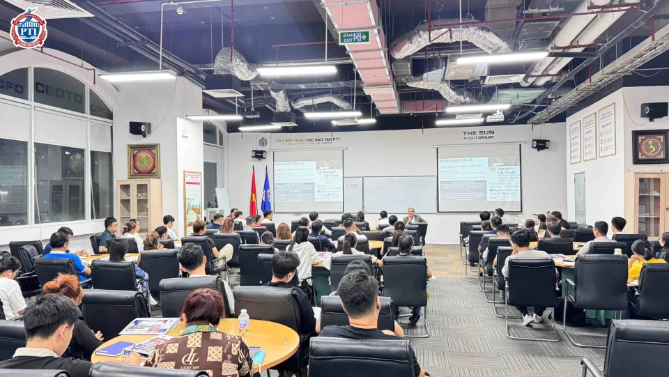 Đào tạo kinh doanh và bán hàng